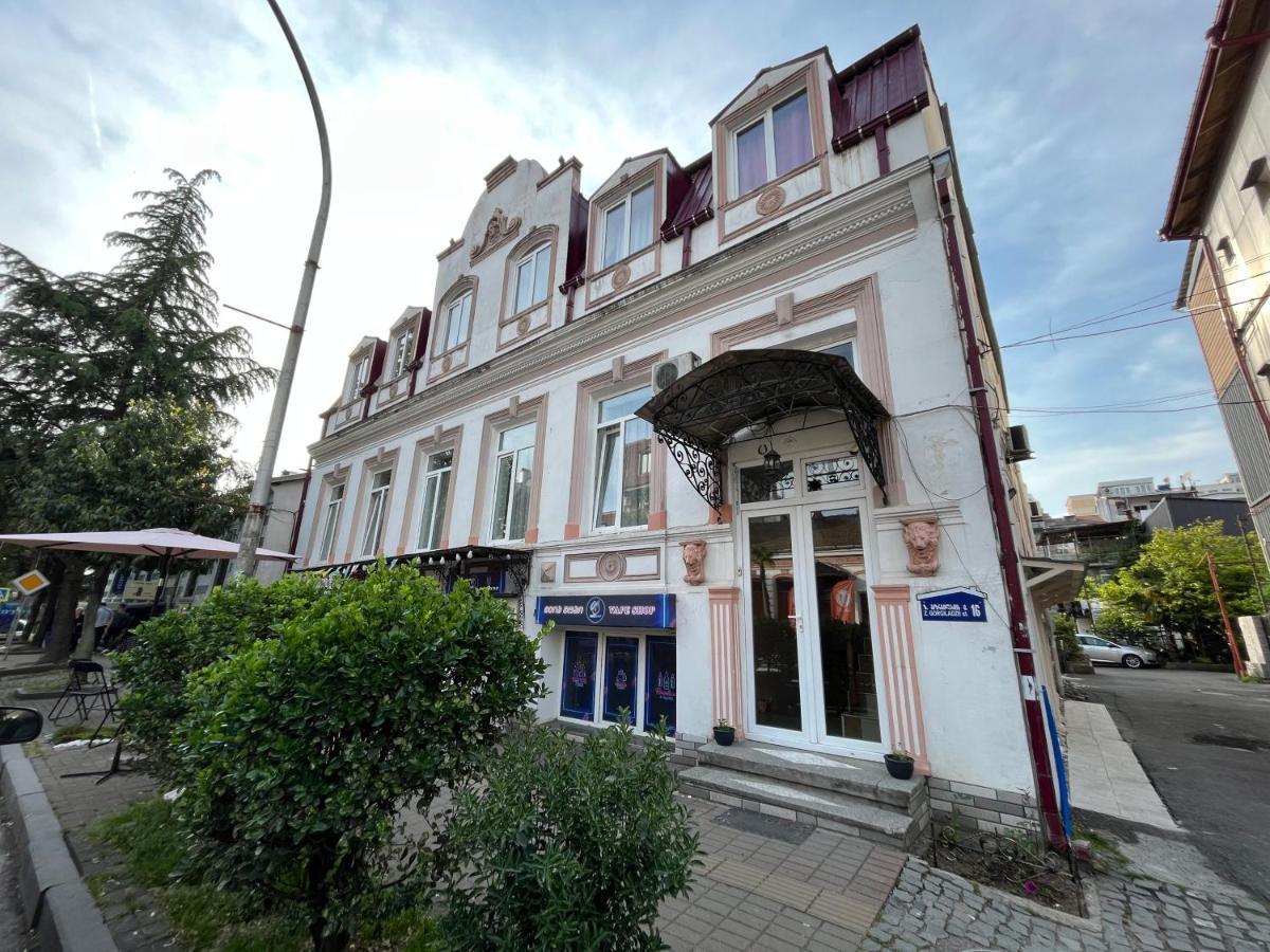 Old Clty Hotel Μπατούμι Εξωτερικό φωτογραφία