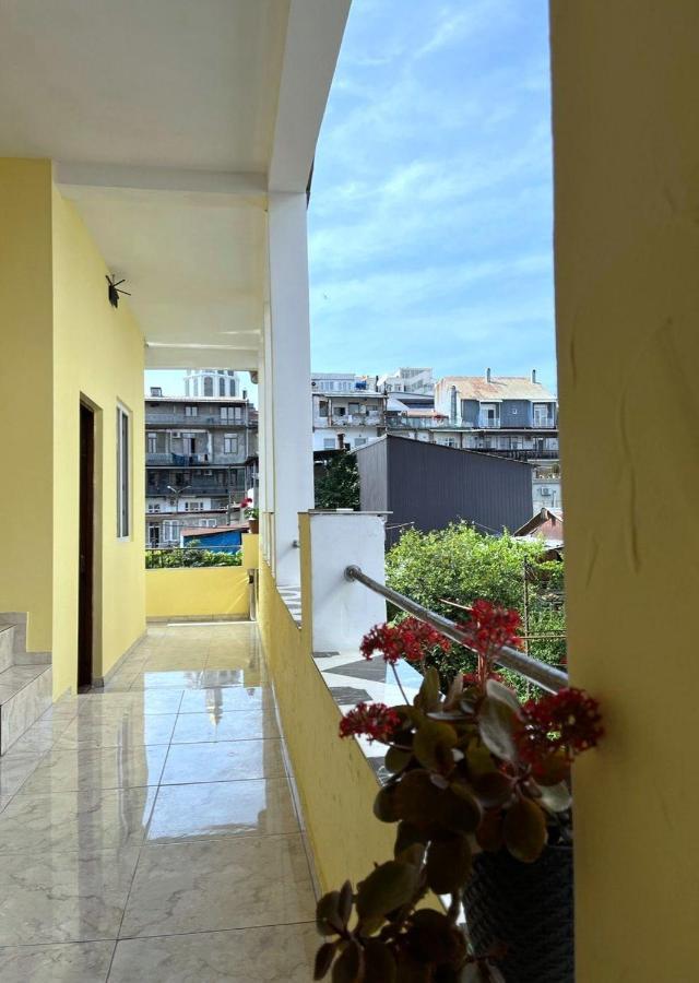 Old Clty Hotel Μπατούμι Εξωτερικό φωτογραφία