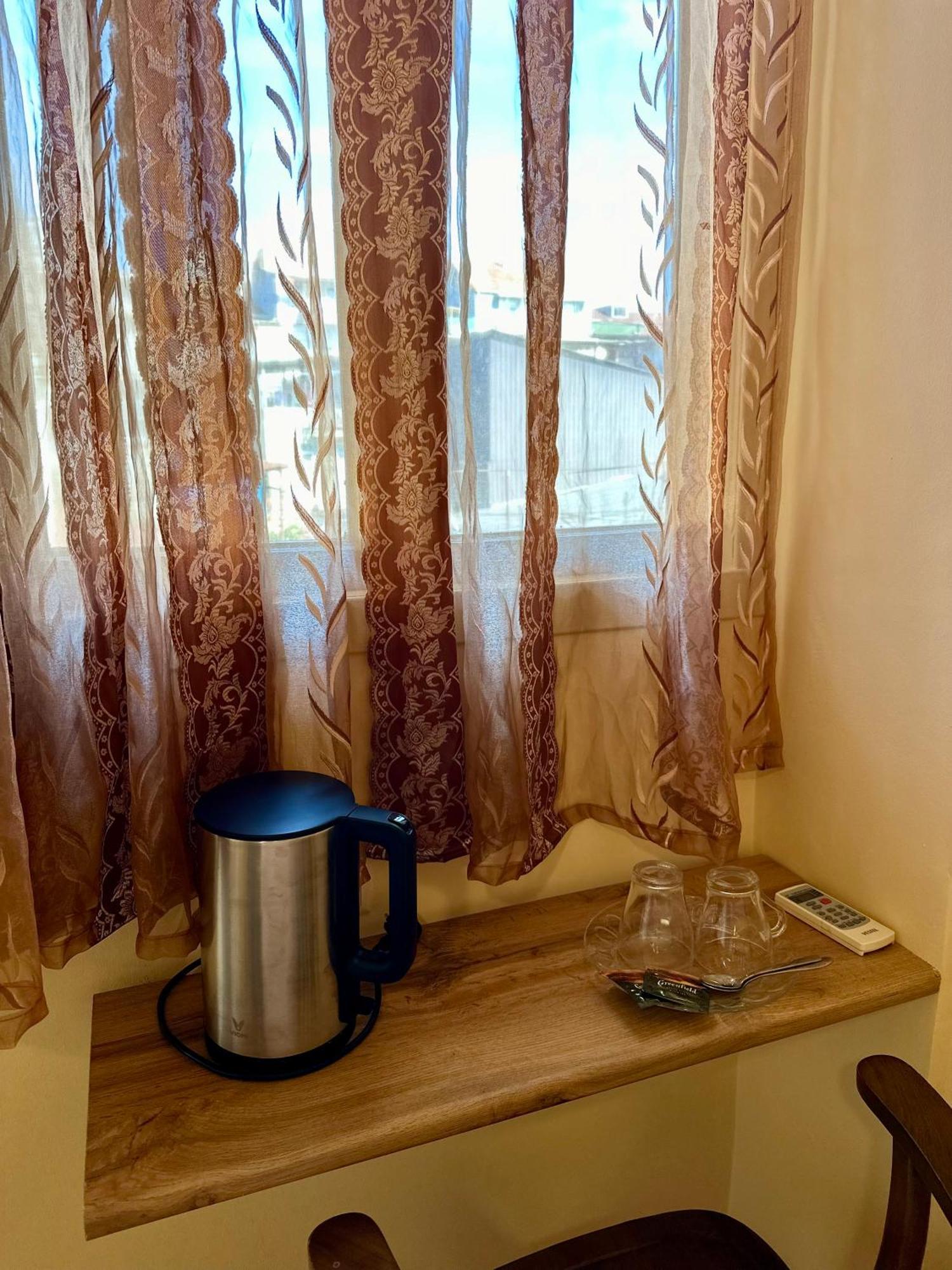 Old Clty Hotel Μπατούμι Εξωτερικό φωτογραφία